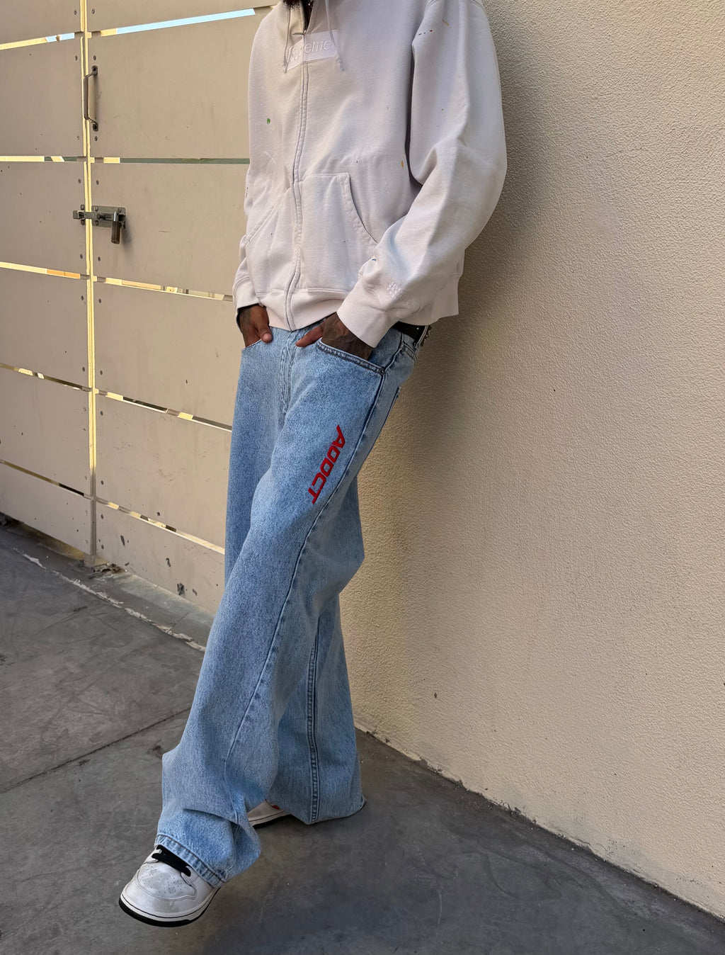 Worldwide Vintage Straight Leg Jeans