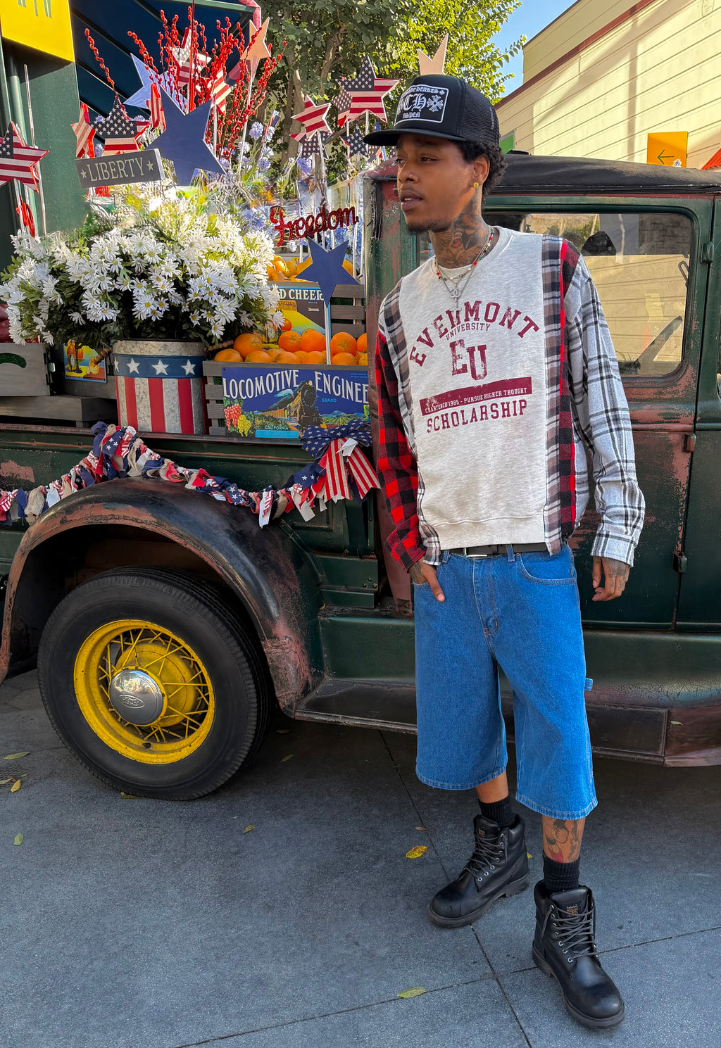 Worldwide Carpenter Shorts